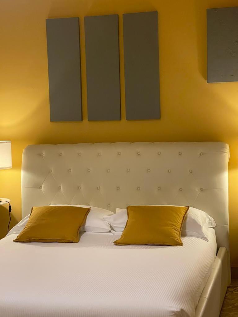 Central Suite Bed&Breakfast Bolonha Exterior foto